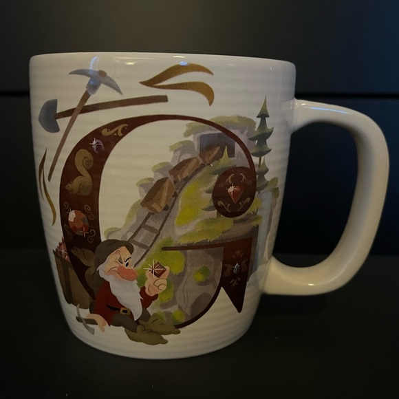 Letter G Disney Mug - Picture 1 of 3